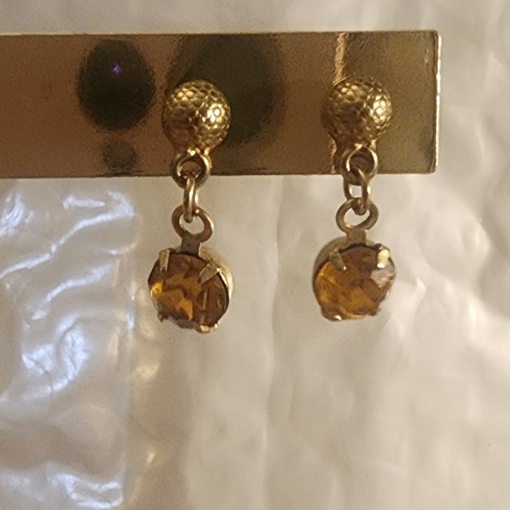 Elegant Gold‎ Tone Drop Earrings